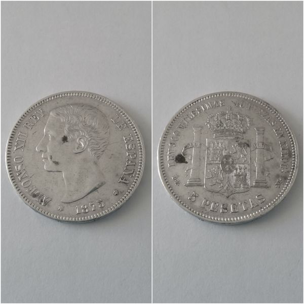 Moneda plata 5 pesetas  ALFONSO XII  año 1875  *18*75  DE M   “B.C.”