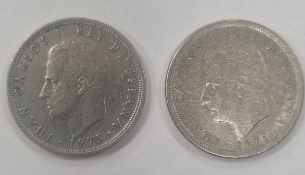 Monedas de 5 pesetas del año 1975