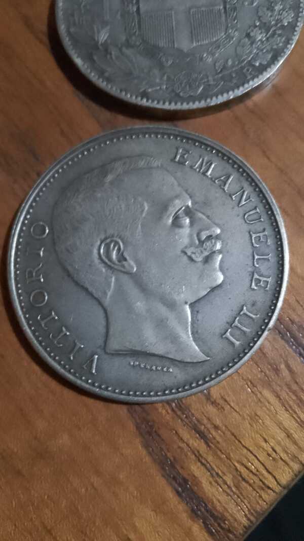 Moneda Victorio emanuele terçero 1901 5L
