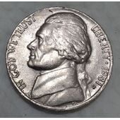 Moneda de cinco centavos de eeuu del año,1981 con errores.