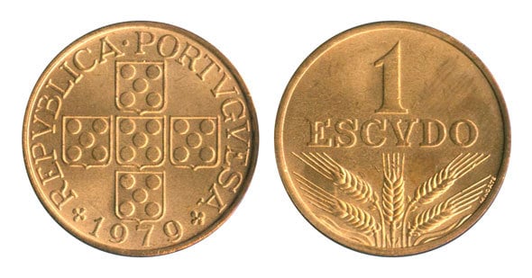 1 escudo