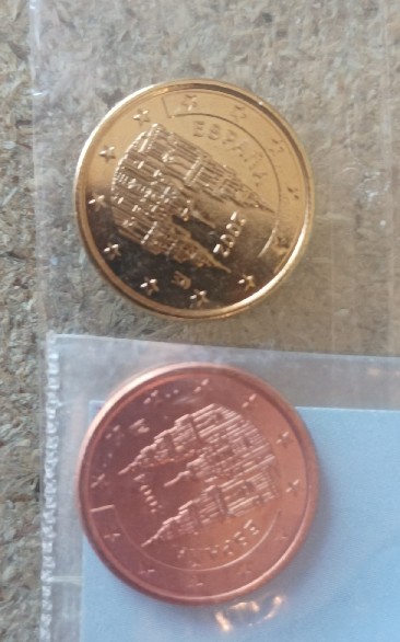 Photo 2 Unidentified coin: Monedas bañadas oro