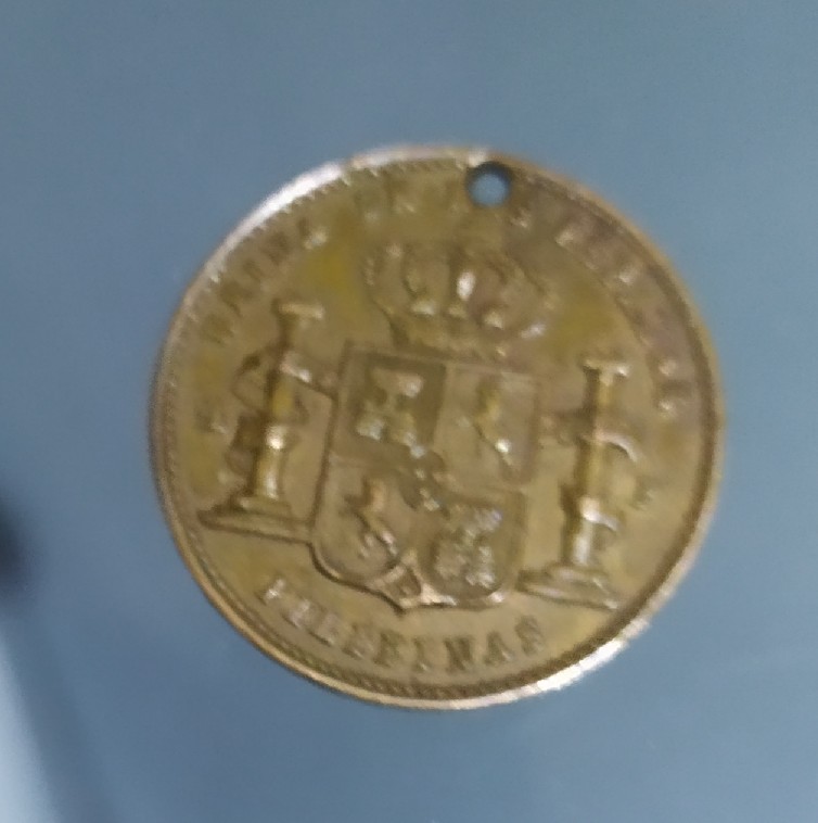 Photo 1 Unidentified coin: Moneda o colgante